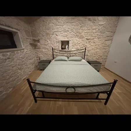 Ninni * Stalije